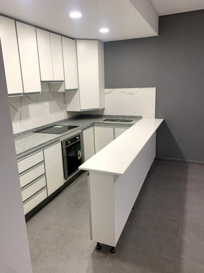 3 Amb Frente con Balcon Venta Monte Castro