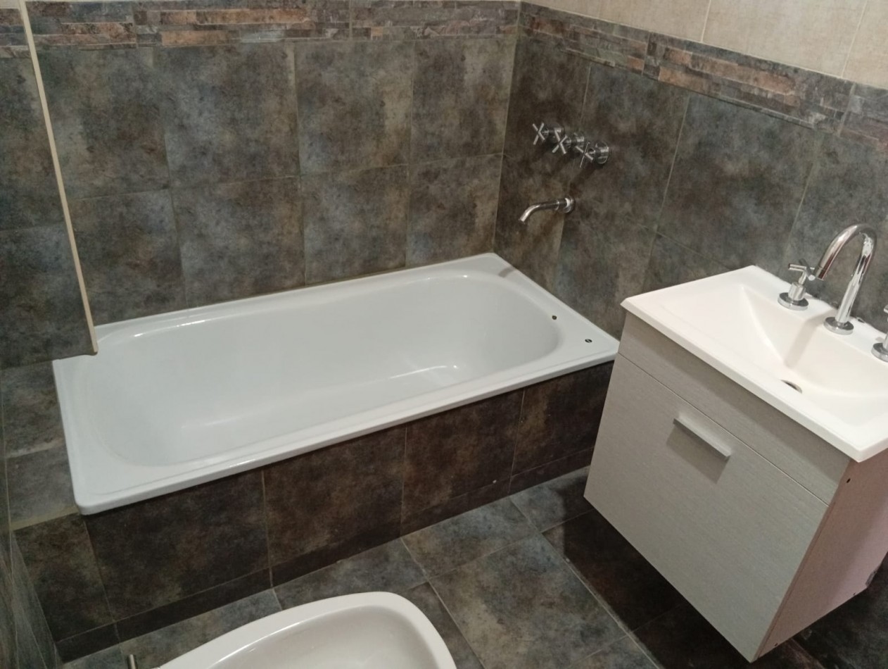 2 AMB FRENTE COCHERA Y BAULERA A ESTRENAR VENTA VILLA DEL PARQUE