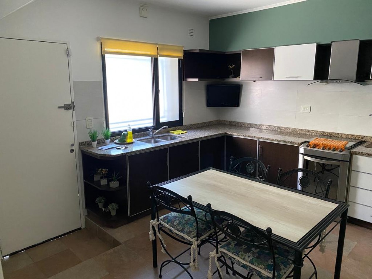 casa de 4 amb en alquiler amueblado villa Devoto